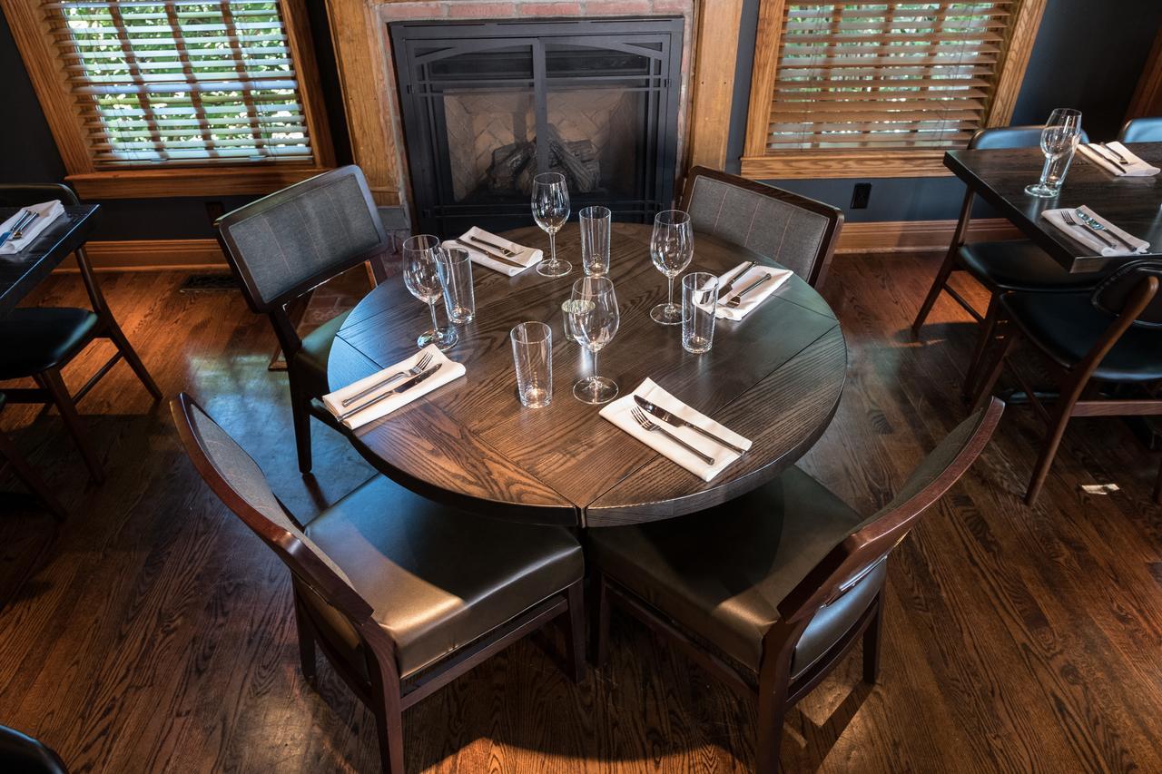 Brick Street Inn Zionsville Экстерьер фото