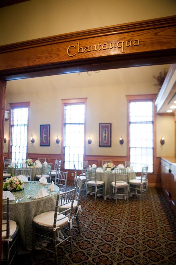 Brick Street Inn Zionsville Экстерьер фото