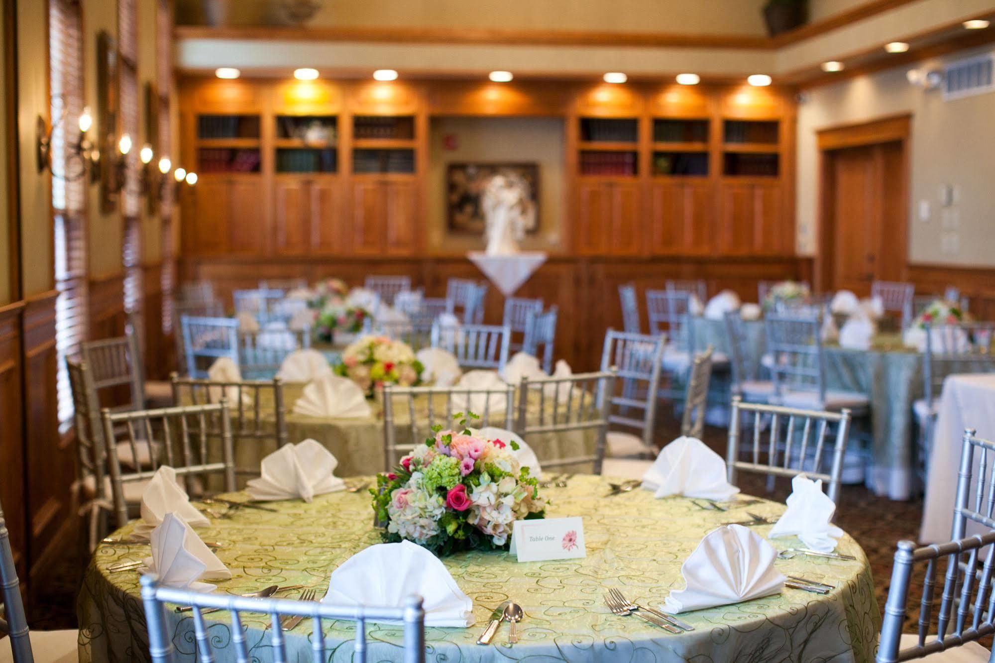 Brick Street Inn Zionsville Экстерьер фото
